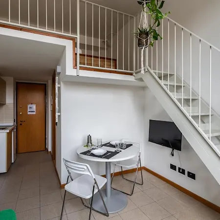 Appartamento Central Studio APTS Milano-Corso Magenta Esterno foto
